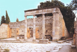 SAMNITE GYMNASIUM - POMPEII