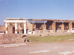 FORUM OLITORIUM - POMPEII