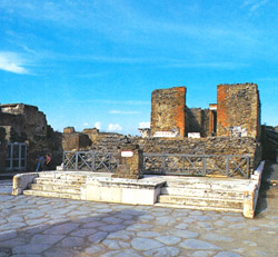 TEMPLE OF FORTUNA AUGUSTA - POMPEII